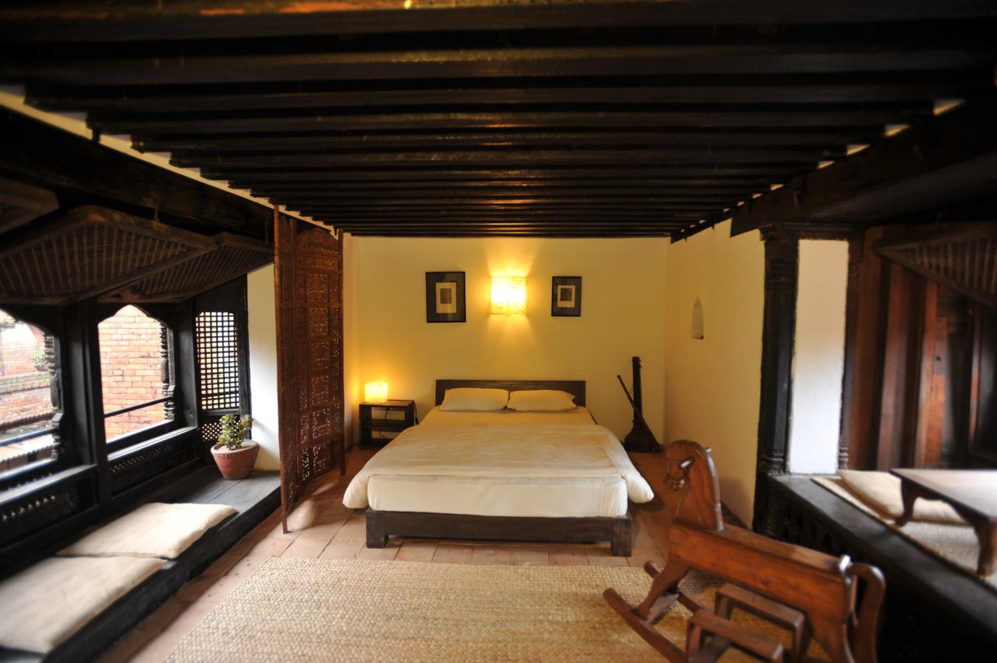 Peacock Guest House บักตะปูร์ ภายนอก รูปภาพ