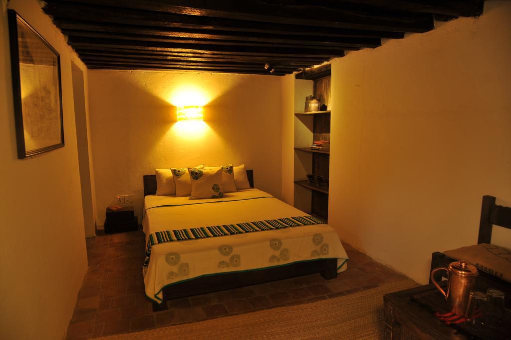 Peacock Guest House บักตะปูร์ ภายนอก รูปภาพ