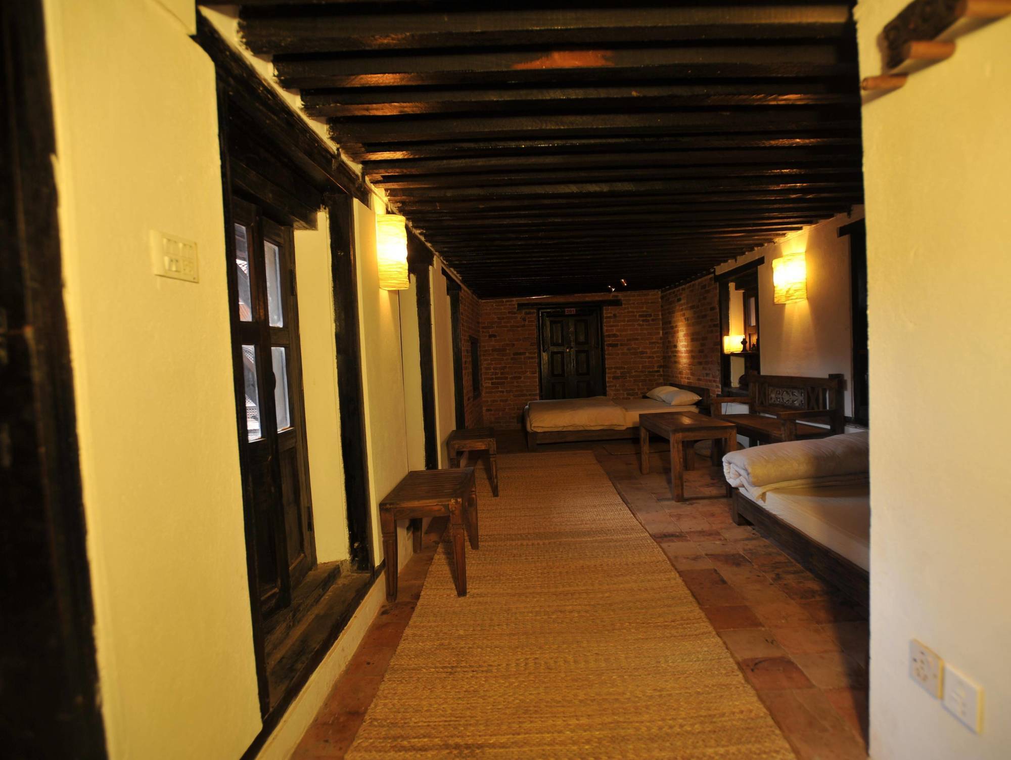 Peacock Guest House บักตะปูร์ ภายนอก รูปภาพ