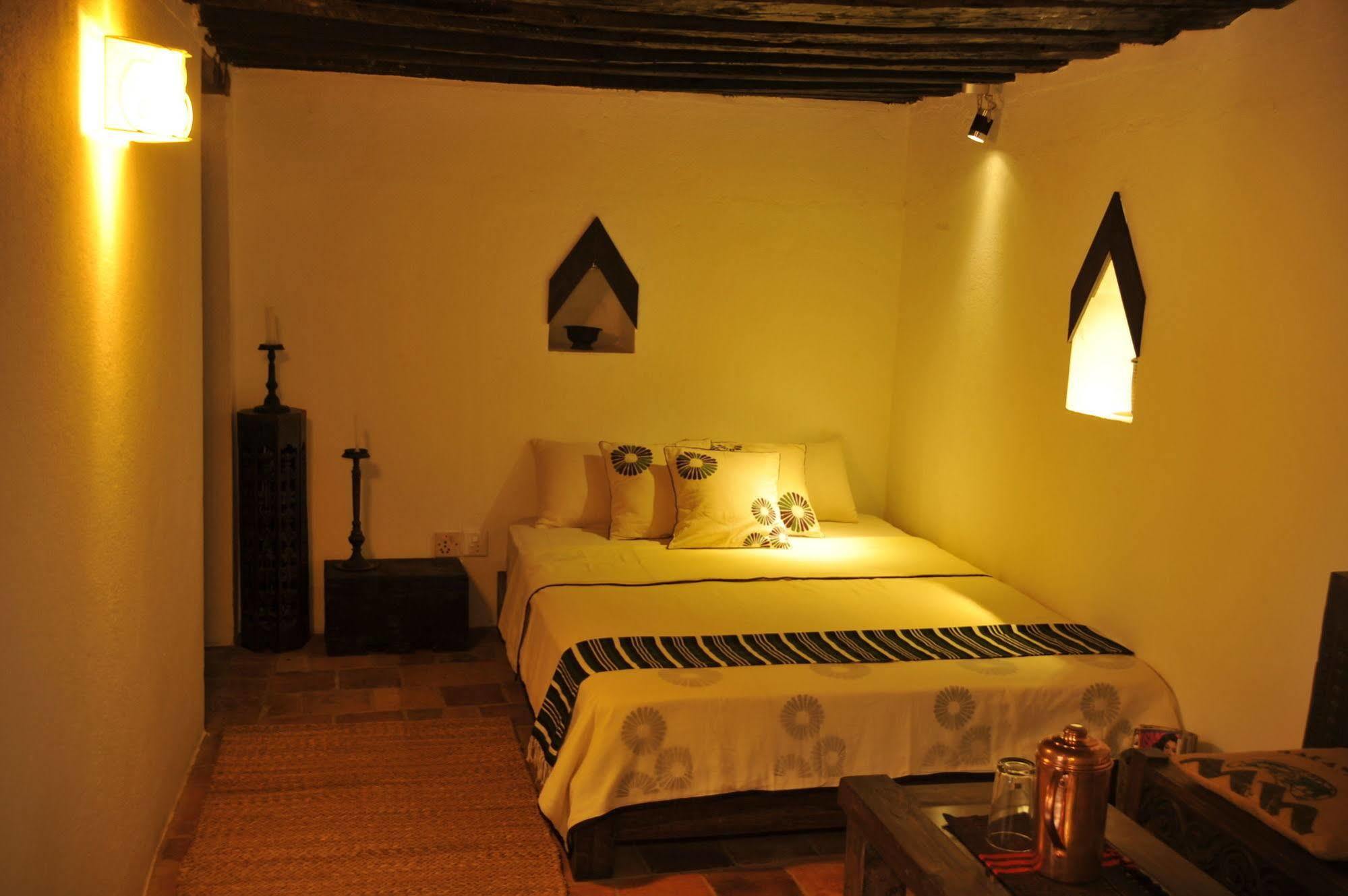 Peacock Guest House บักตะปูร์ ภายนอก รูปภาพ